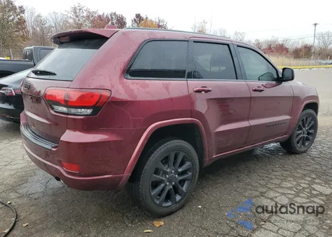 2018 Jeep Grand Cherokee Laredo from USA, damaged, VIN 1C4RJFAG3JC151627